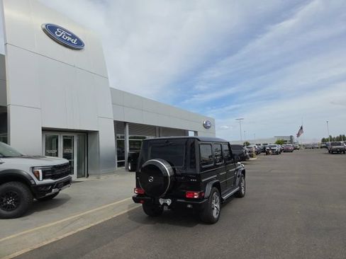 Used 2017 Mercedes-Benz G 63 AMG 4MATIC image 8
