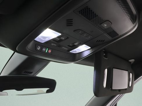 Used 2020 Cadillac XT5 Sportv image 17