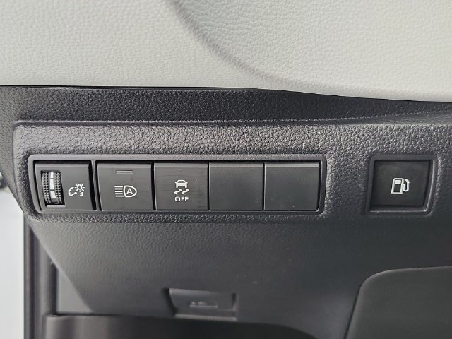 Used 2024 Toyota Corolla SE FWD image 32