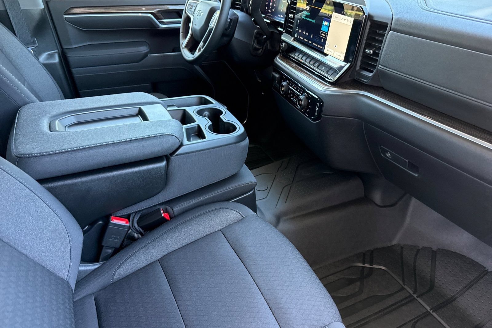Used 2026 Chevrolet Silverado 1500 RST w/ LPO, Dark Essentials Package AWD/4WD image 24