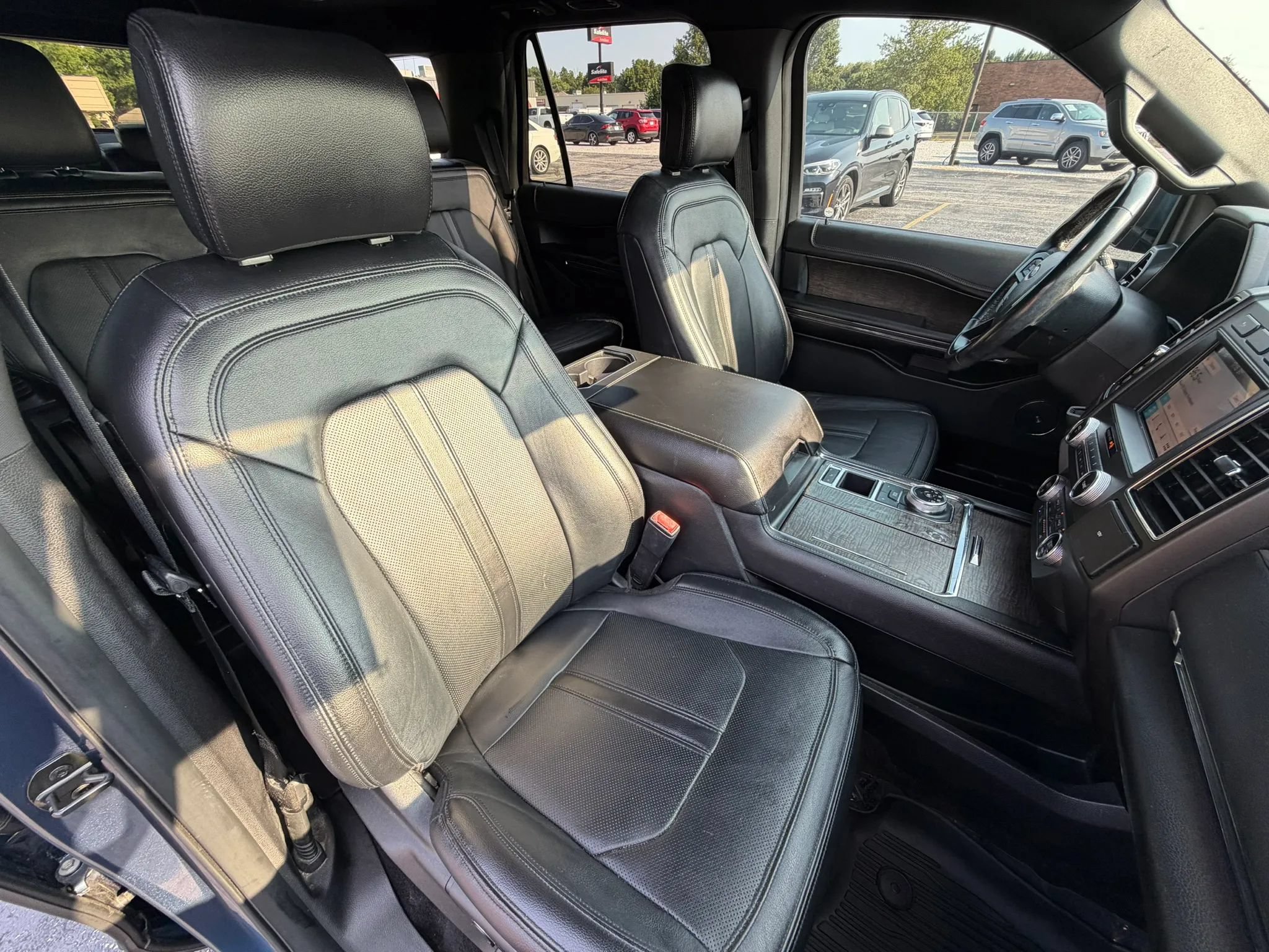 Used 2019 Ford Expedition Limited RWD image 49