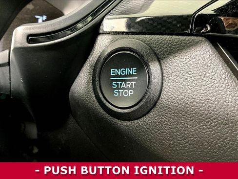 Used 2025 Ford Escape ST-Line Select AWD/4WD image 36