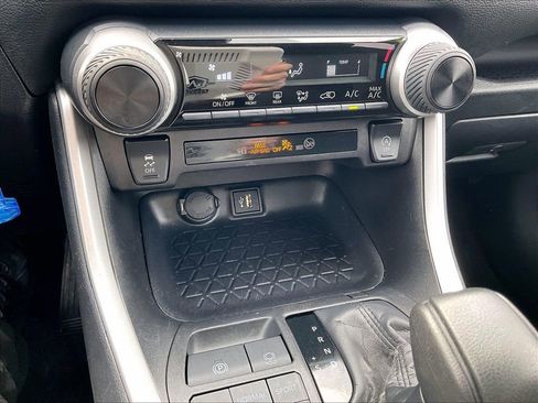 Used 2025 Toyota RAV4 LE image 24