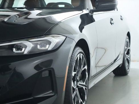 Used 2025 BMW 330i xDrive Sedan AWD/4WD image 5