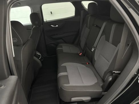 Used 2025 Chevrolet Blazer LT w/ Convenience Package FWD image 39