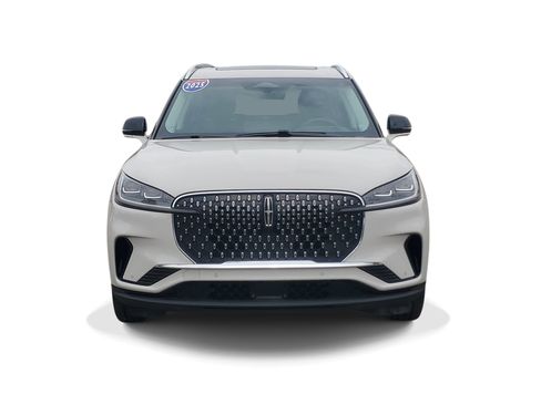 Used 2025 Lincoln Aviator Reserve w/ Equipment Group 201A AWD/4WD image 2