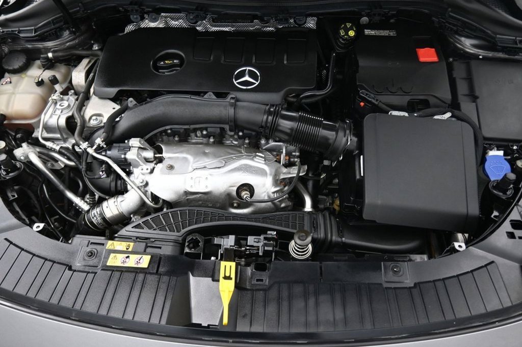 Used 2022 Mercedes-Benz GLA 250 4MATIC image 26