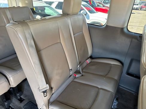 Used 2013 Nissan NV 3500 SL w/ Technology Pkg image 27