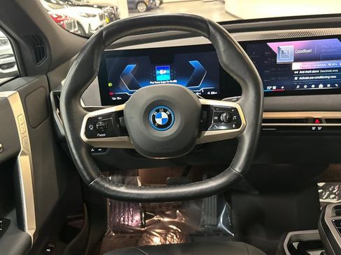 Used 2024 BMW iX xDrive50 AWD/4WD image 16
