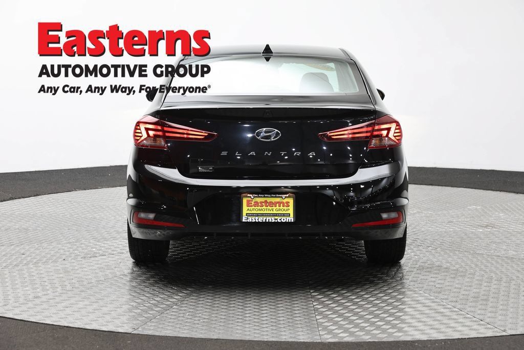 Used 2020 Hyundai Elantra SEL w/ Cargo Package (C1) FWD image 8