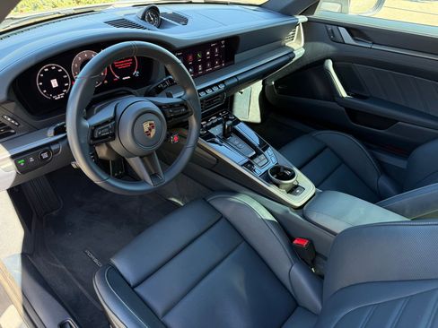 Used 2025 Porsche 911 Carrera S image 4