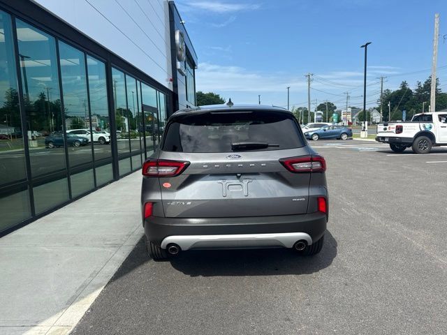 Used 2024 Ford Escape Active AWD/4WD image 4