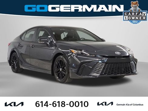 Used 2025 Toyota Camry SE w/ Multimedia Upgrade Package image 5