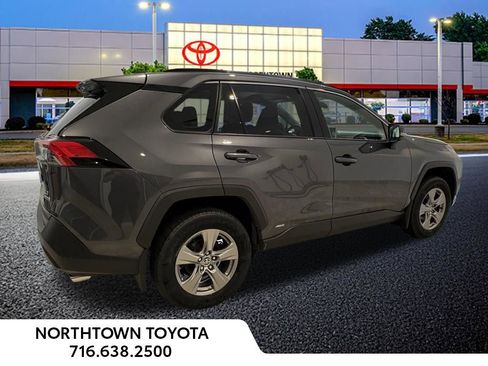 Used 2024 Toyota RAV4 LE AWD/4WD image 29