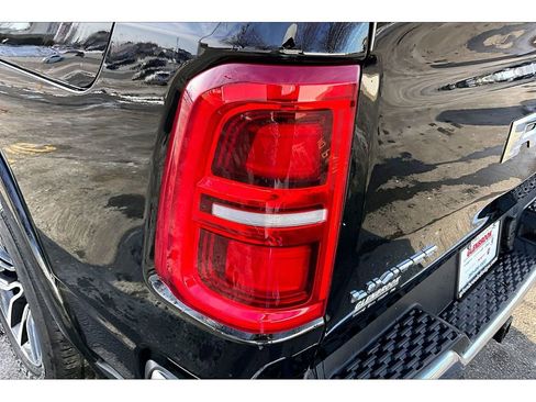 Certified 2025 RAM 1500 Limited image 34