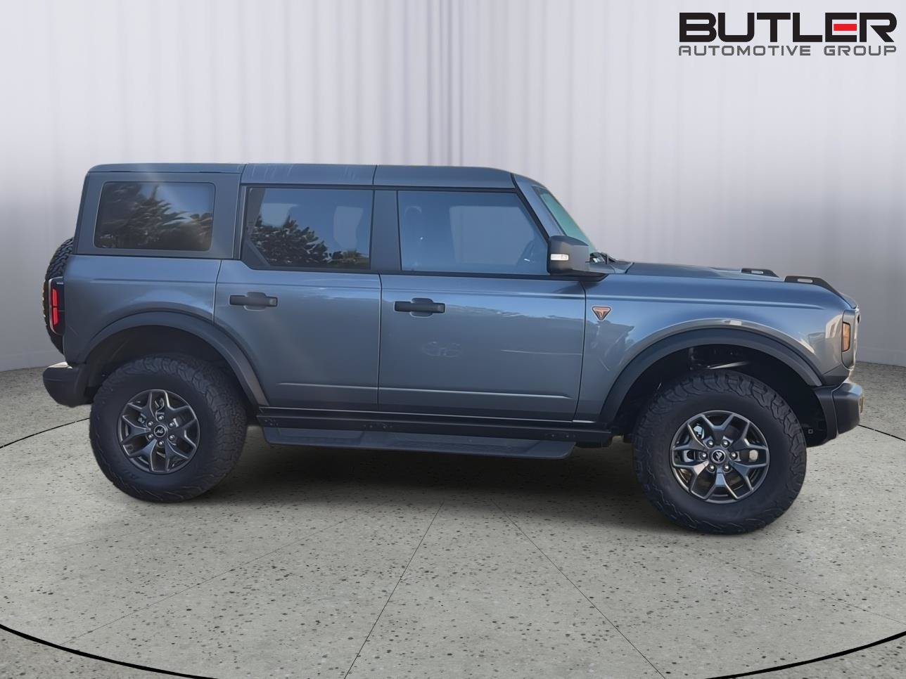 Certified 2025 Ford Bronco Badlands AWD/4WD image 9