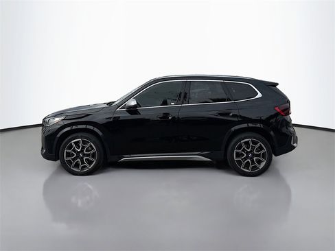 Used 2024 BMW X1 xDrive28i w/ Technology Package image 4