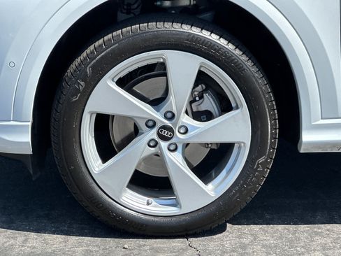 Used 2025 Audi Q5 Premium w/ Premium Plus AWD/4WD image 27