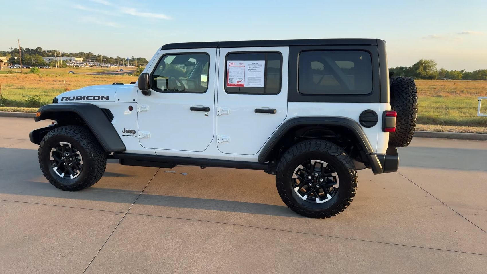 Used 2026 Jeep Wrangler Unlimited Rubicon AWD/4WD image 5