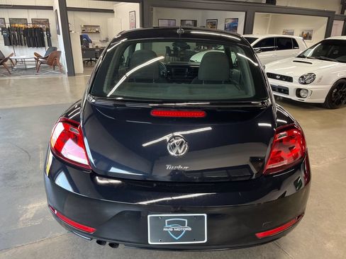 Used 2019 Volkswagen Beetle 2.0T S FWD image 11