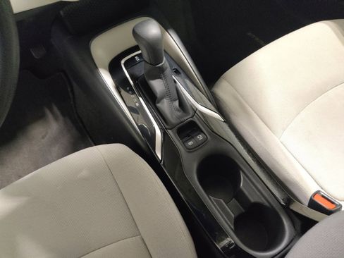 Used 2021 Toyota Corolla LE w/ Carpet Mat Package (TMS) image 26