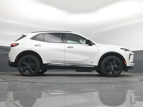 Used 2025 Buick Envision Sport Touring AWD/4WD image 16