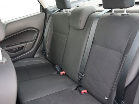 Used 2017 Ford Fiesta SE image 35