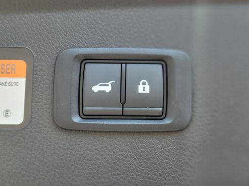 New 2025 Mitsubishi Eclipse Cross SE image 31