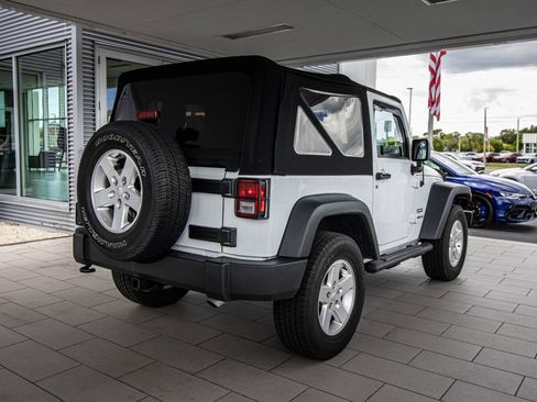 Used 2016 Jeep Wrangler Sport w/ Quick Order Package 24S AWD/4WD image 2