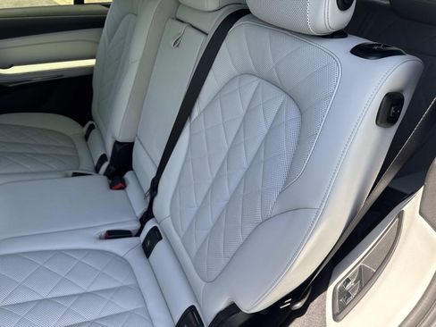 Certified 2023 BMW X7 xDrive40i w/ Climate Comfort Package AWD/4WD image 13
