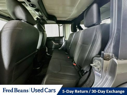 Used 2018 Jeep Wrangler Unlimited Sport S AWD/4WD image 26