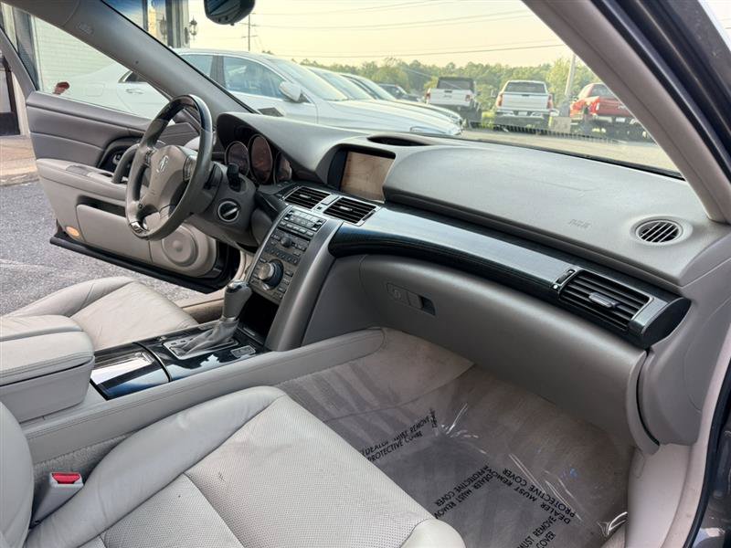 Used 2010 Acura RL w/ Technology Package AWD/4WD image 12