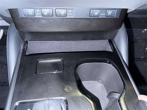 Certified 2023 Lexus ES 350 w/ Premium Package image 23