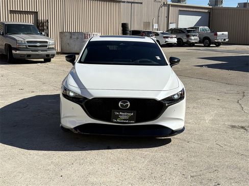 Used 2025 MAZDA MAZDA3 Hatchback w/ Appearance Package image 2