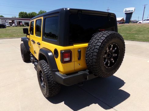 Used 2021 Jeep Wrangler Unlimited Sport image 26
