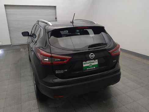 Used 2022 Nissan Rogue Sport SV FWD image 6