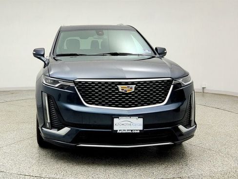 Used 2020 Cadillac XT6 Premium Luxury AWD/4WD image 2