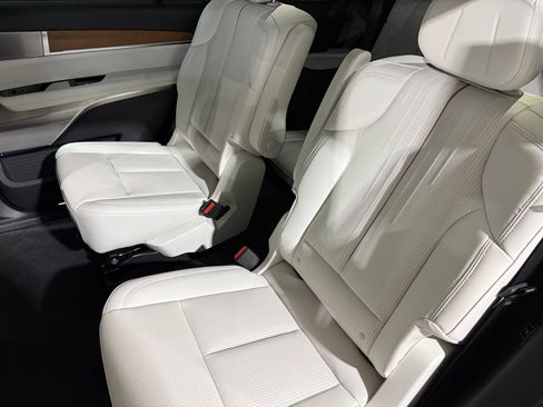 New 2026 Cadillac Vistiq Sport image 44