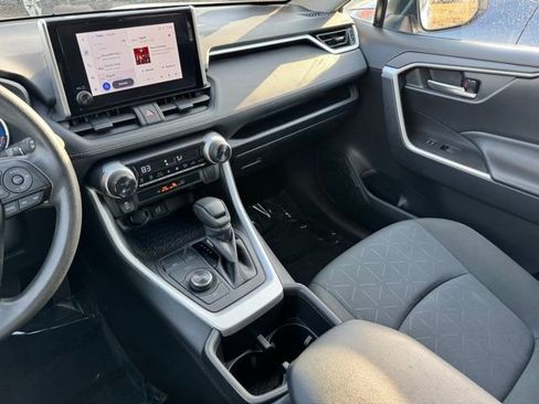 Certified 2025 Toyota RAV4 XLE image 17