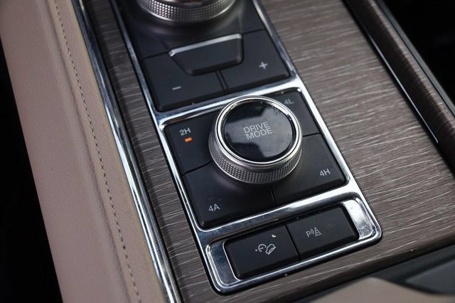 Certified 2022 Ford Expedition Limited AWD/4WD image 23