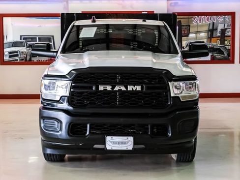 Used 2022 RAM 3500 Tradesman RWD image 9