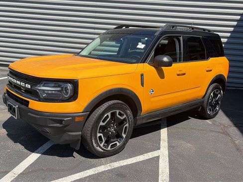 Certified 2022 Ford Bronco Sport Outer Banks AWD/4WD image 2