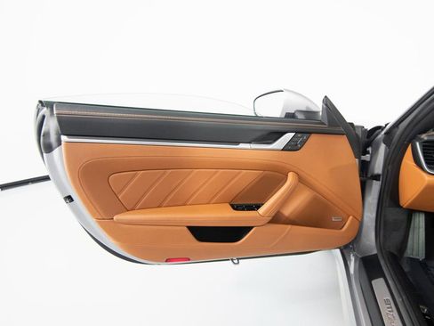 Certified 2026 Porsche 911 Targa 4S image 19