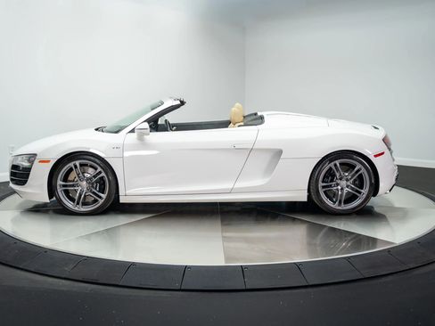 Used 2011 Audi R8 V10 image 13