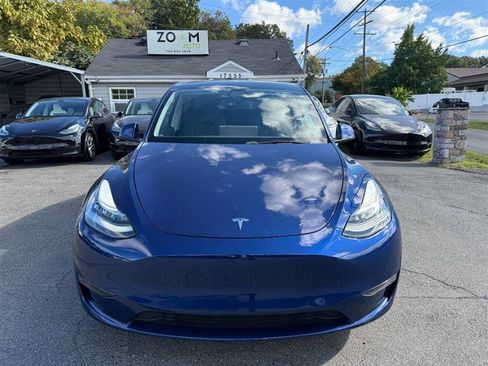 Used 2024 Tesla Model Y Long Range AWD/4WD image 7