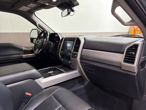 Used 2021 Ford F250 Lariat w/ Lariat Ultimate Package image 41