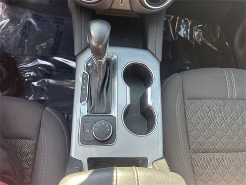 Used 2020 Chevrolet Blazer LT image 9