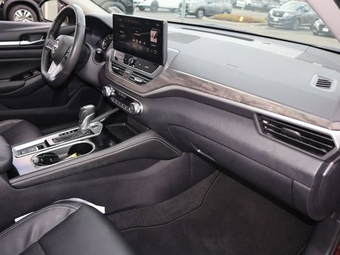 Certified 2025 Nissan Altima 2.5 SL AWD/4WD image 26