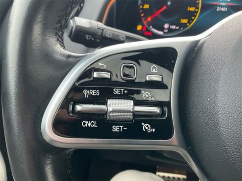 Used 2023 Mercedes-Benz GLB 250 image 36