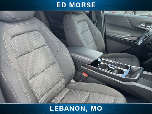 Used 2025 Chevrolet Equinox LT image 25